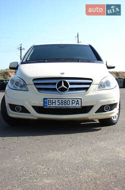 Хетчбек Mercedes-Benz B-Class 2010 в Одесі