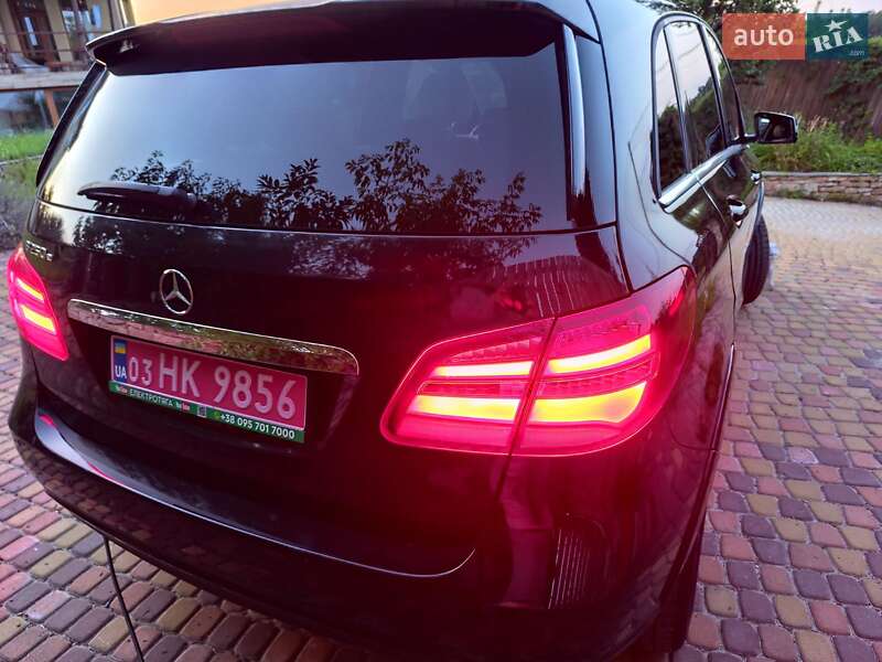 Хэтчбек Mercedes-Benz B-Class 2016 в Киеве