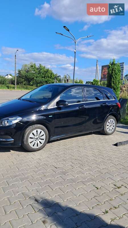 Хэтчбек Mercedes-Benz B-Class 2017 в Дрогобыче