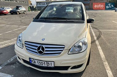 Хэтчбек Mercedes-Benz B-Class 2006 в 