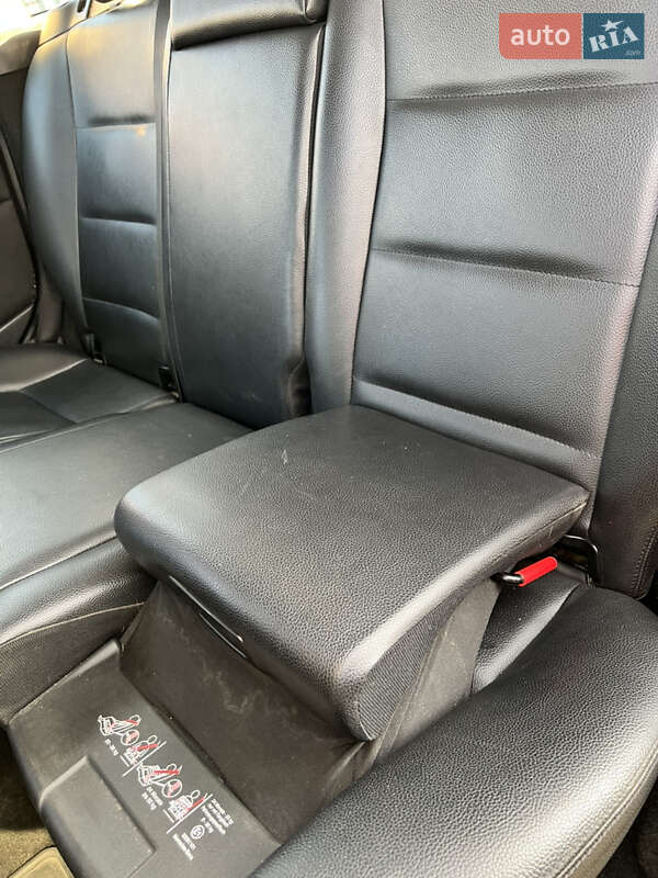Хэтчбек Mercedes-Benz B-Class 2006 в Киеве
