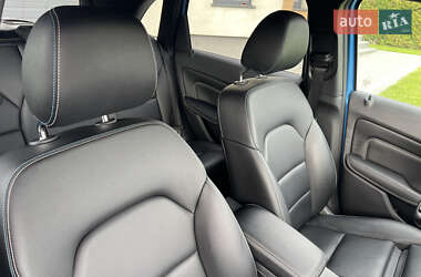 Хэтчбек Mercedes-Benz B-Class 2016 в 