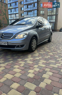 Хэтчбек Mercedes-Benz B-Class 2006 в 