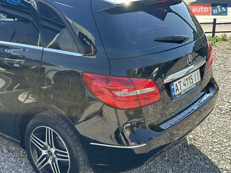 Хэтчбек Mercedes-Benz B-Class 2014 в Ивано-Франковске