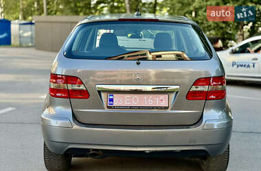 Хэтчбек Mercedes-Benz B-Class 2009 в 