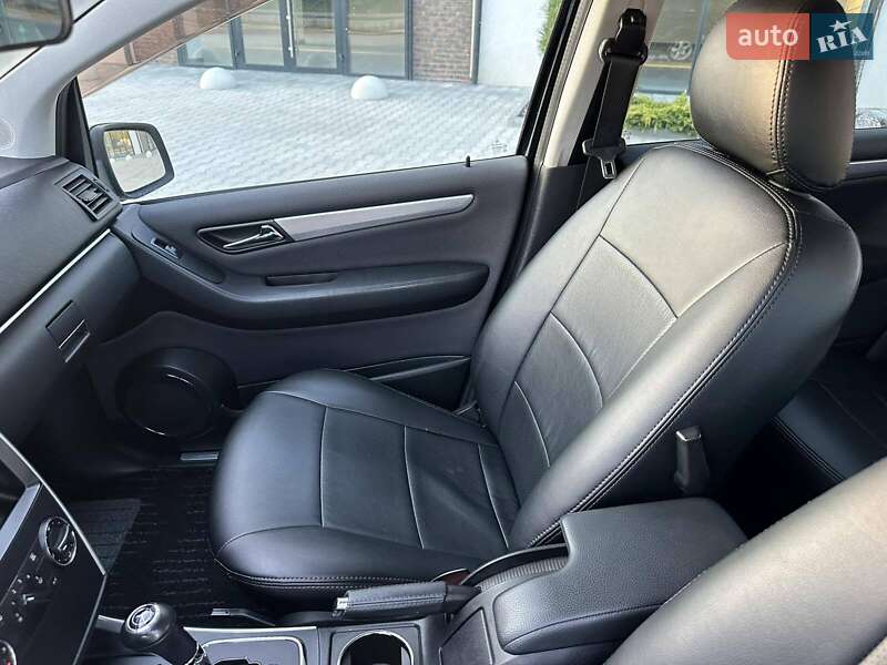 Хэтчбек Mercedes-Benz B-Class 2010 в Тернополе
