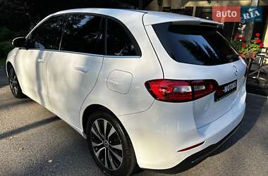 Хэтчбек Mercedes-Benz B-Class 2019 в 