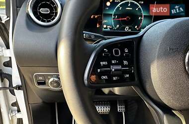 Хэтчбек Mercedes-Benz B-Class 2019 в 