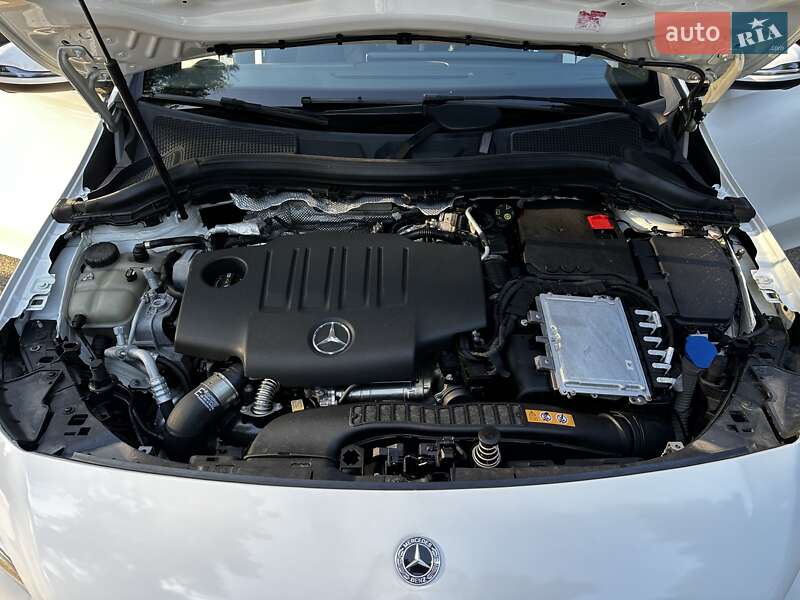 Хэтчбек Mercedes-Benz B-Class 2019 в Киеве