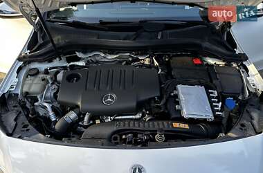 Хэтчбек Mercedes-Benz B-Class 2019 в 