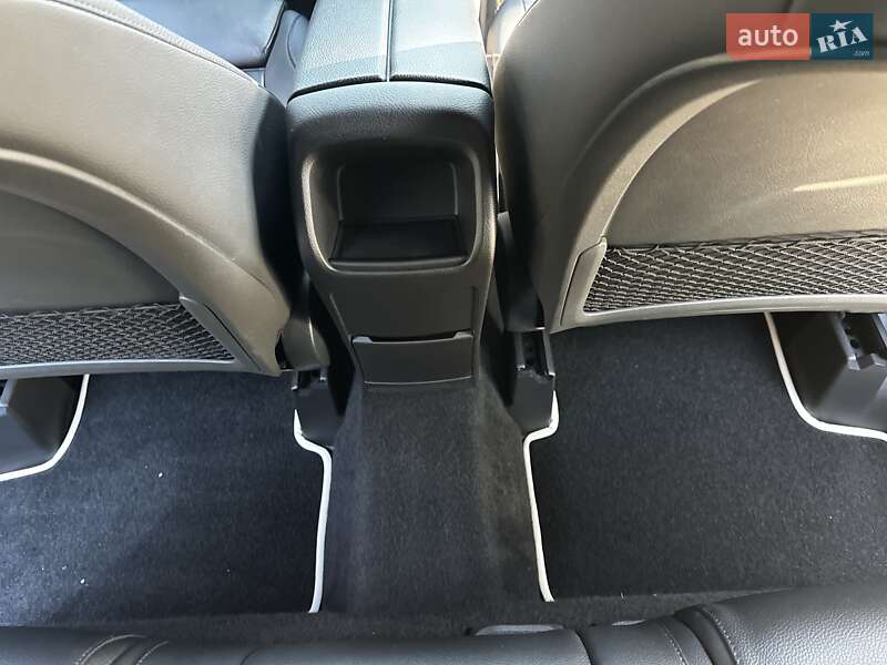 Хэтчбек Mercedes-Benz B-Class 2019 в Киеве