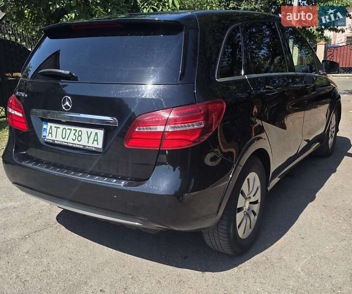 Хэтчбек Mercedes-Benz B-Class 2016 в Калуше