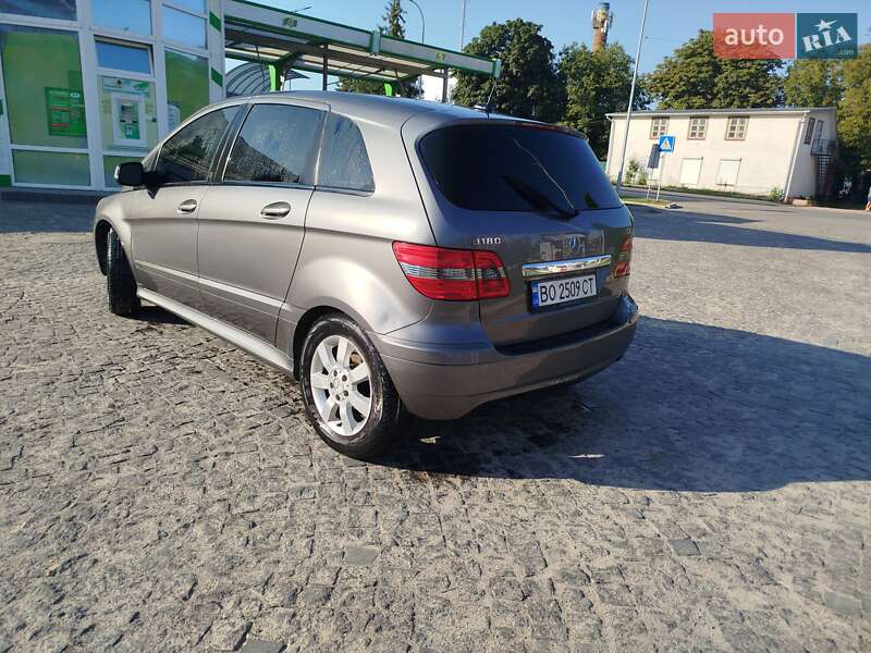 Mercedes-Benz B-Class 2010