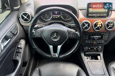 Хэтчбек Mercedes-Benz B-Class 2014 в 