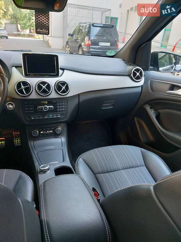 Хэтчбек Mercedes-Benz B-Class 2014 в Виннице фото 23 Хэтчбек Mercedes-Benz B-Class 2014 в Виннице