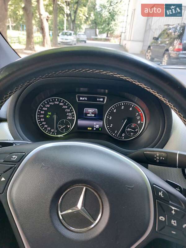 Хэтчбек Mercedes-Benz B-Class 2014 в Виннице фото 25 Хэтчбек Mercedes-Benz B-Class 2014 в Виннице