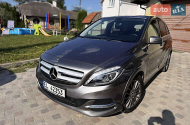 Хэтчбек Mercedes-Benz B-Class 2017 в Тернополе