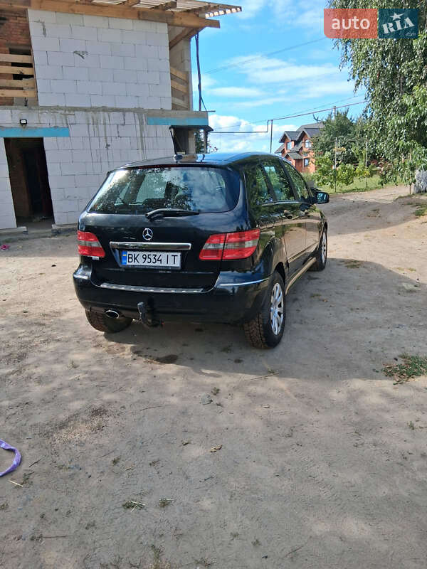Хэтчбек Mercedes-Benz B-Class 2011 в Ровно