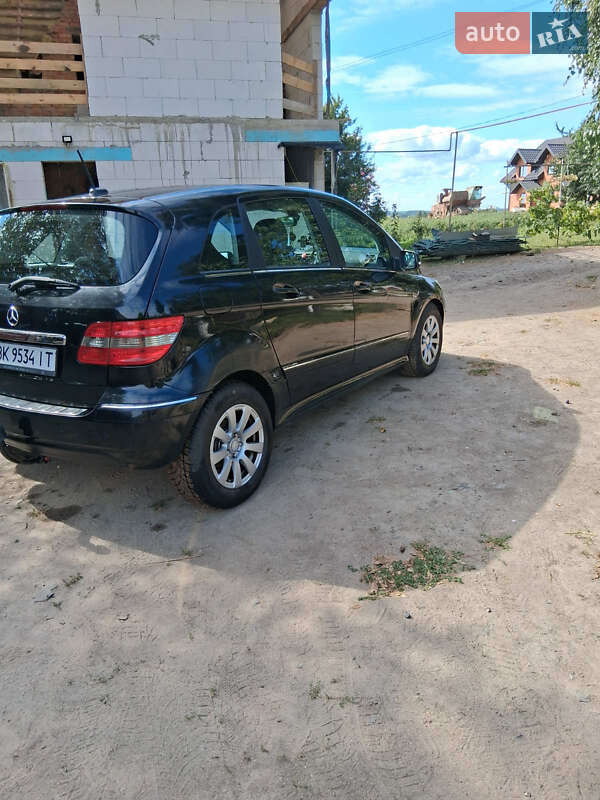 Хэтчбек Mercedes-Benz B-Class 2011 в Ровно