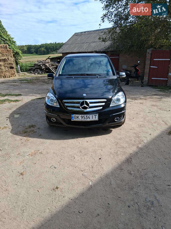 Хэтчбек Mercedes-Benz B-Class 2011 в Ровно