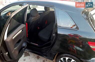 Хэтчбек Mercedes-Benz B-Class 2009 в 