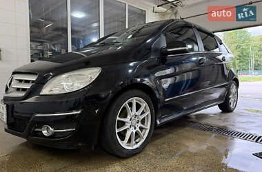 Mercedes-Benz B-Class 2010 Mercedes-Benz B-Class 2010