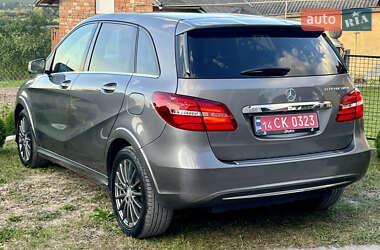 Хэтчбек Mercedes-Benz B-Class 2016 в 