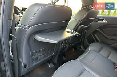 Хэтчбек Mercedes-Benz B-Class 2015 в 