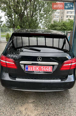 Хэтчбек Mercedes-Benz B-Class 2015 в 