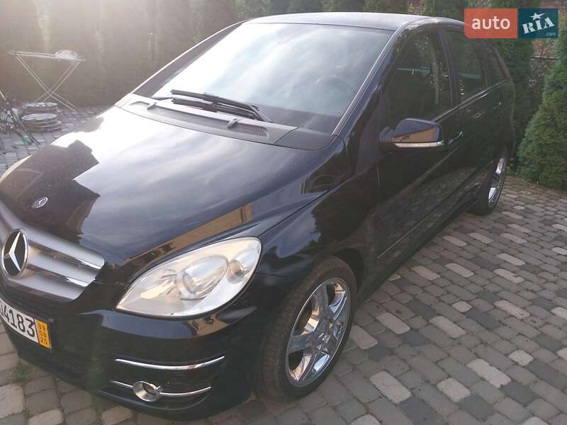 Хэтчбек Mercedes-Benz B-Class 2010 в Великой Багачке