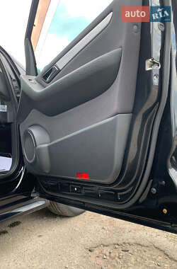 Хэтчбек Mercedes-Benz B-Class 2010 в 