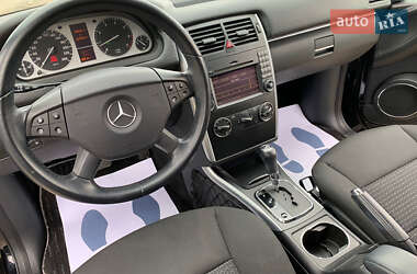 Хэтчбек Mercedes-Benz B-Class 2010 в 