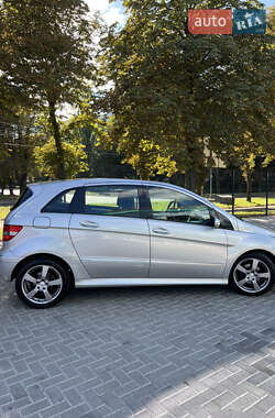 Хэтчбек Mercedes-Benz B-Class 2006 в 