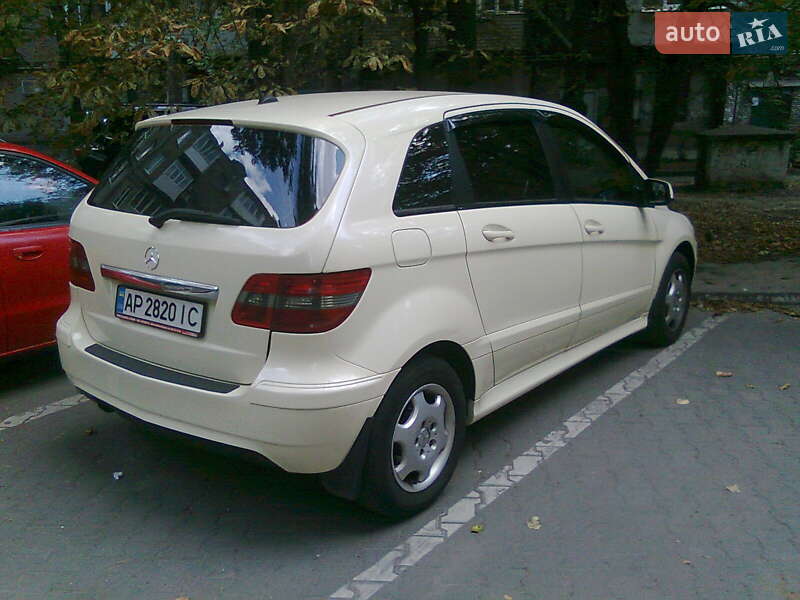 Хэтчбек Mercedes-Benz B-Class 2011 в Запорожье