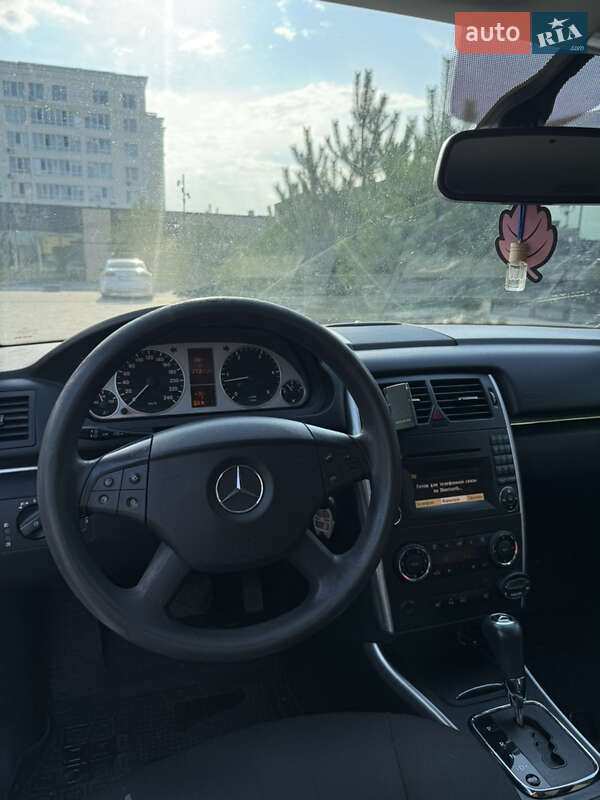 Хетчбек Mercedes-Benz B-Class 2010 в Хмельницькому