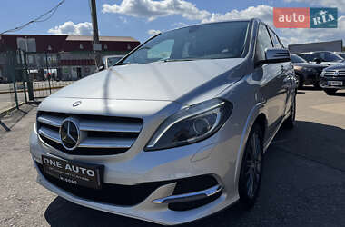 Хетчбек Mercedes-Benz B-Class 2015 в 