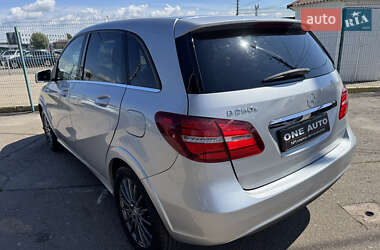Хетчбек Mercedes-Benz B-Class 2015 в 