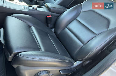 Хетчбек Mercedes-Benz B-Class 2015 в 