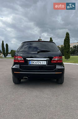 Хэтчбек Mercedes-Benz B-Class 2006 в 
