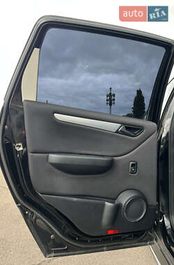 Хэтчбек Mercedes-Benz B-Class 2006 в 