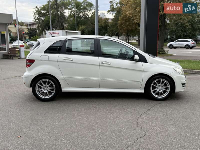 Хетчбек Mercedes-Benz B-Class 2010 в Києві
