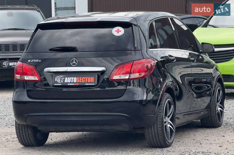 Хэтчбек Mercedes-Benz B-Class 2017 в Харькове