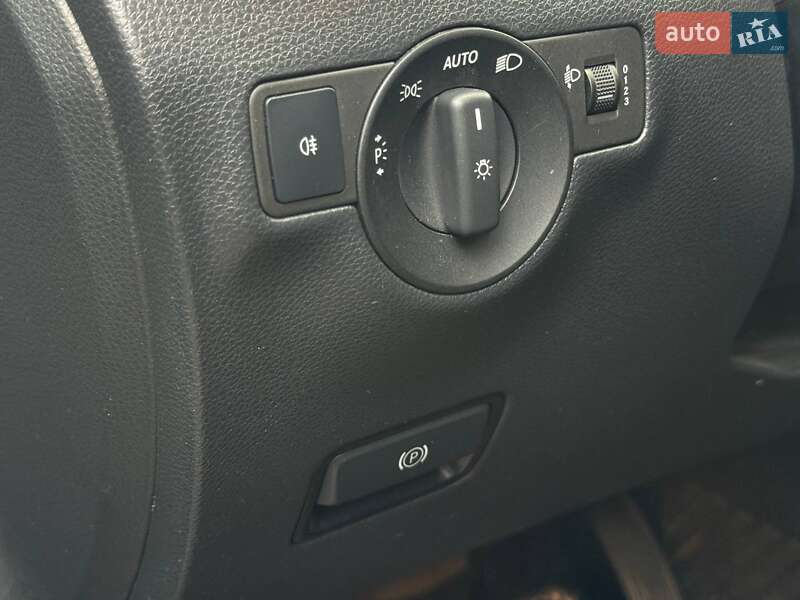 Хэтчбек Mercedes-Benz B-Class 2017 в Харькове