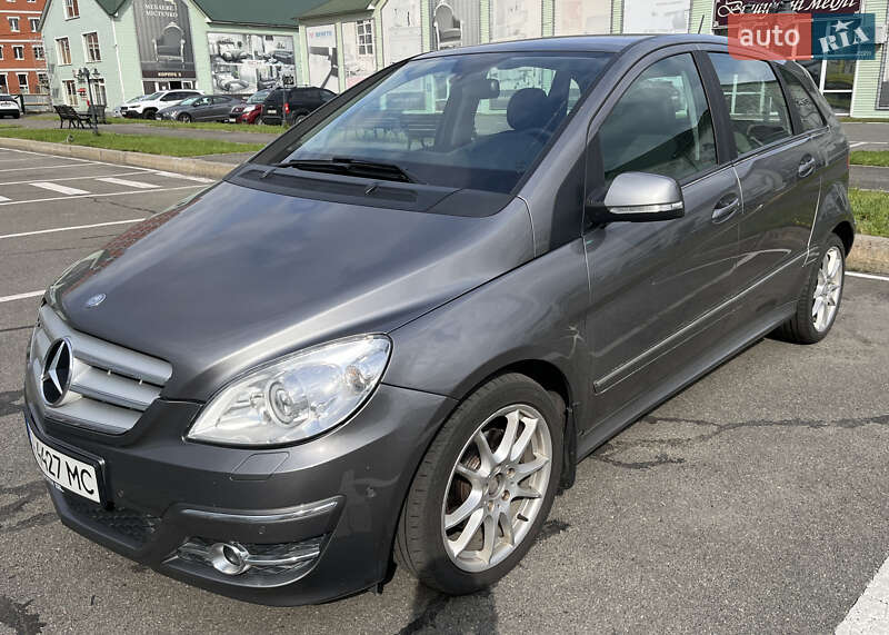 Mercedes-Benz B-Class 2010