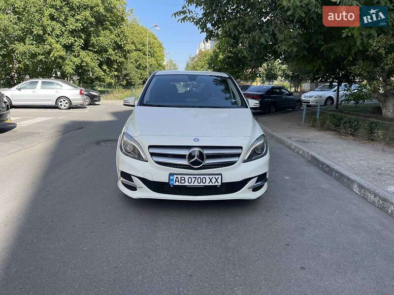 Mercedes-Benz B-Class 2016
