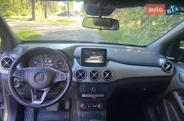 Хэтчбек Mercedes-Benz B-Class 2015 в 