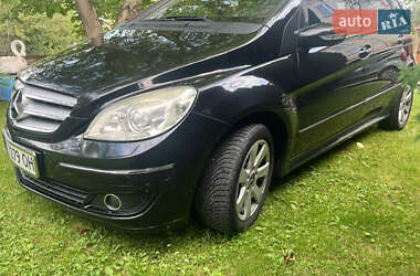Хэтчбек Mercedes-Benz B-Class 2005 в 
