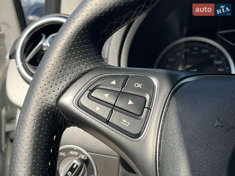 Хэтчбек Mercedes-Benz B-Class 2017 в Львове