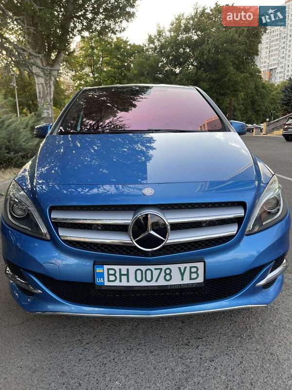 Хэтчбек Mercedes-Benz B-Class 2014 в Одессе фото 7 Хэтчбек Mercedes-Benz B-Class 2014 в Одессе