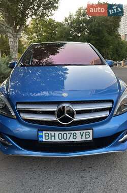 Хэтчбек Mercedes-Benz B-Class 2014 в 